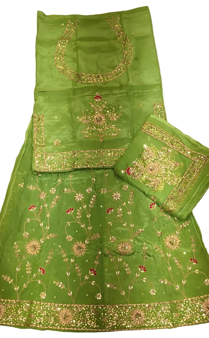 Rajputi Poshak – Sudharshan Chakra Natural Crepe – Parrot Green with Thakhurji Odhni – Ganga Rajputi Poshak, Bikaner