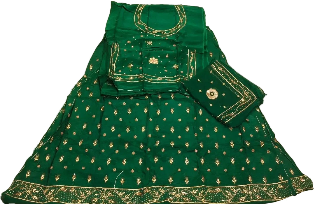 Rajputi Poshak – Ghevar Design Natural Crepe – Emerald Green with Thakhurji Odhni – Ganga Rajputi Poshak, Bikaner
