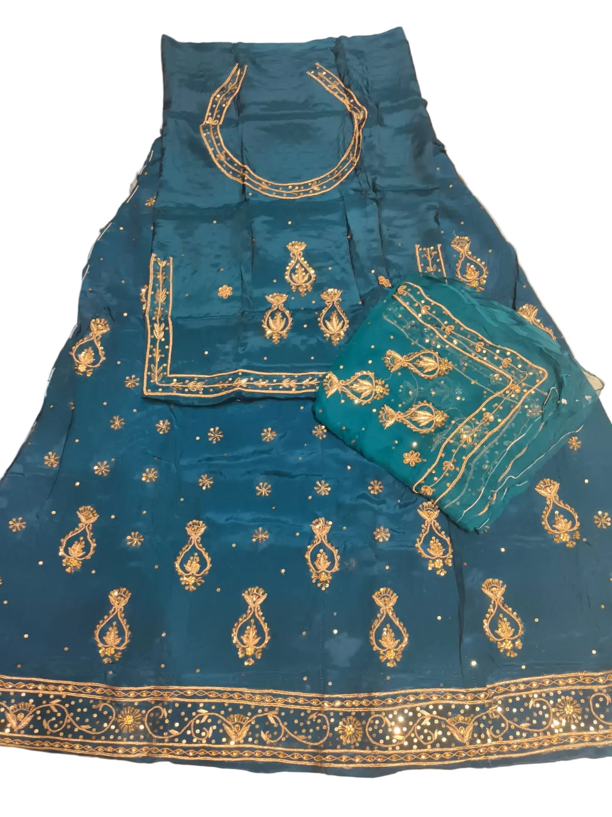 Rajputi Poshak – Chhota Kalash Natural Crepe – Peacock Blue with Thakhurji Odhni – Ganga Rajputi Poshak, Bikaner