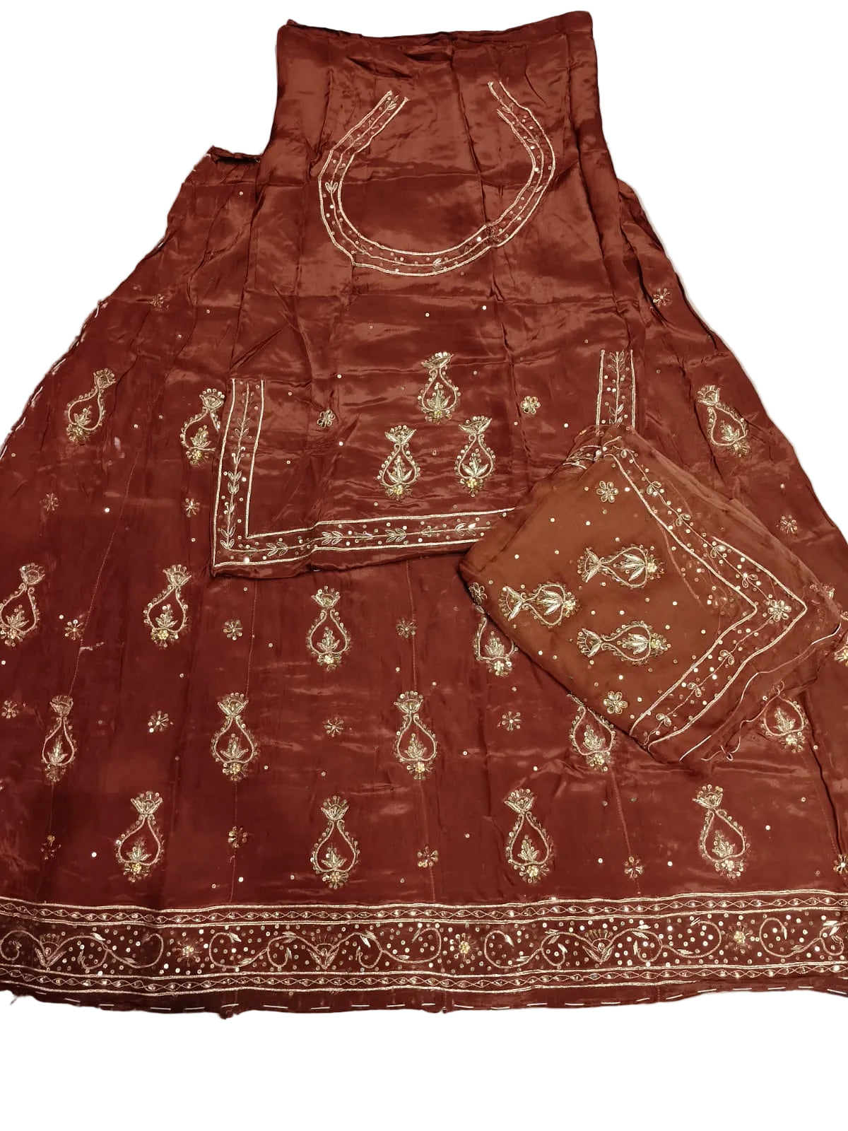 Rajputi Poshak – Chhota Kalash Natural Crepe – Rust Brown with Thakhurji Odhni – Ganga Rajputi Poshak, Bikaner