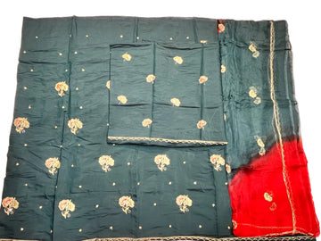 Rajputi Poshak - Cotton With Zari And Cutdaana Work - Bottle Green With Bottle Green Red Shaded Tora Odhni