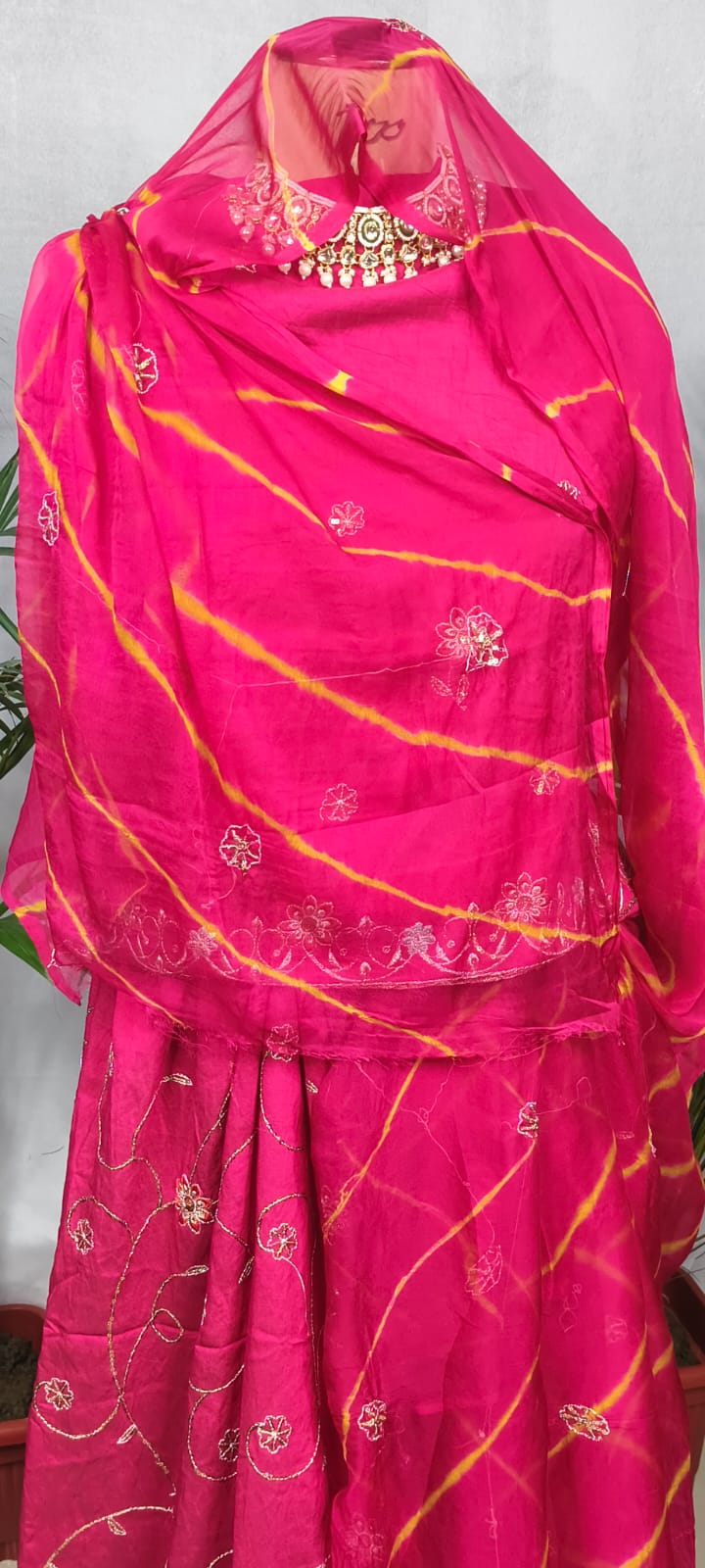 Rajputi Poshak - Cotton Suit With Humrahi Lehriya Odhni - Rani Pink With Same Colour Odhni