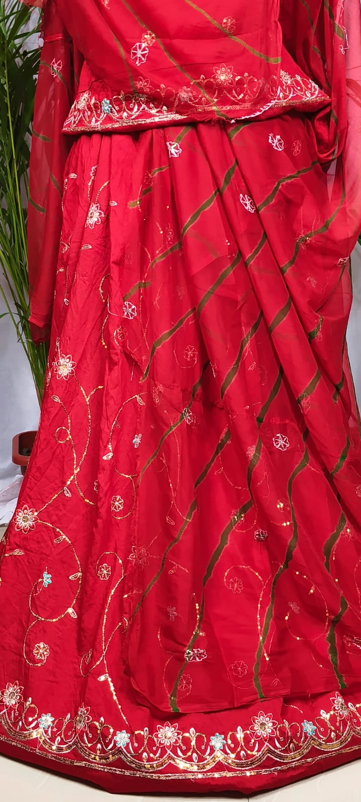 Rajputi Poshak - Cotton Suit With Humrahi Lehriya Odhni - Red With Same Colour Humrahi Odhni