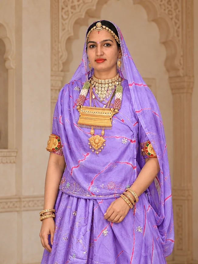 Rajputi Poshak- Cotton Suit With Humrahi Lehriya Odhni - Purple With Same Colour Humrahi Odhni - blouse and odhni detail